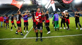 שחקני הפועל ירושלים חוגגים