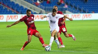 סתיו נחמני מול וויסאם רבאח