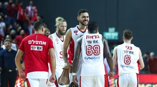 שחקני הפועל ת"א