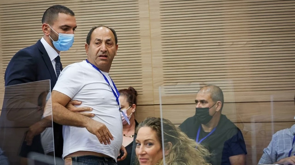 רמי לוי מוצא מועדת הכלכלה