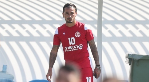 מאור בוזגלו באימון הפועל ת"א