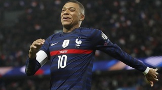 קיליאן אמבפה חוגג