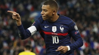 קיליאן אמבפה חוגג