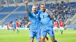 ארד בר ועידו שחר חוגגים