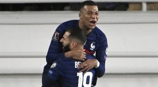 בנזמה ואמבפה חוגגים