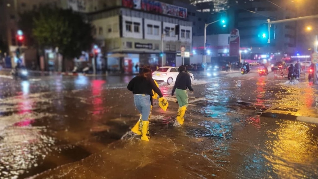 גשם בתל אביב