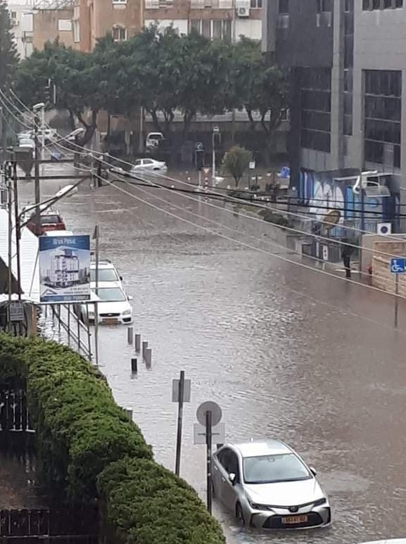 הצפות בנתניה