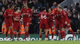 שחקני ליברפול חוגגים