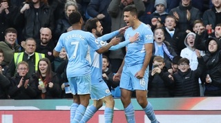 שחקני מנצ'סטר סיטי חוגגים