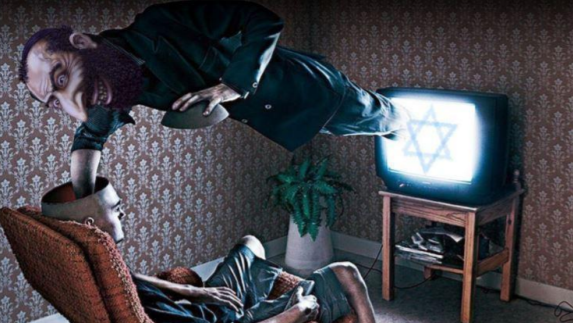 נטען שהיהודים שולטים בכלי התקשורת ומשתמשים בהם כדי לשלוט על העולם