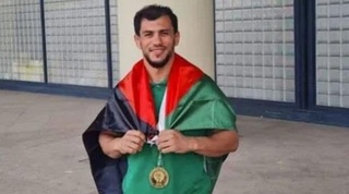 פתיח נורין עם דגל פלסטין