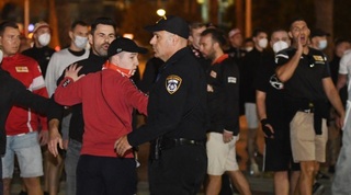 המשטרה עם אוהדי אוניון ברלין