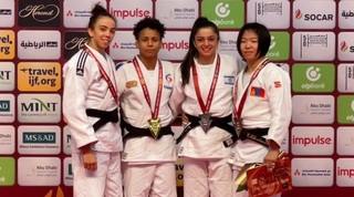 גפן פרימו על הפודיום