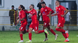 שחקני מ.ס אשדוד חוגגים