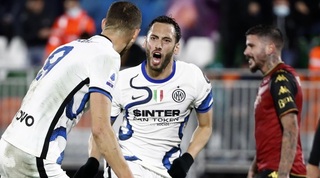 אדין דז'קו חוגג עם הקאן צ'להאנולו