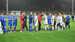 שחקני מכבי והפועל פתח תקווה