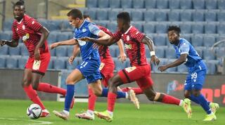 ארד בר עם הכדור