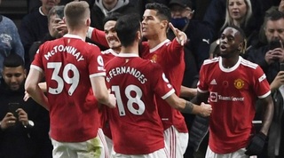 שחקני מנצ'סטר יונייטד חוגגים