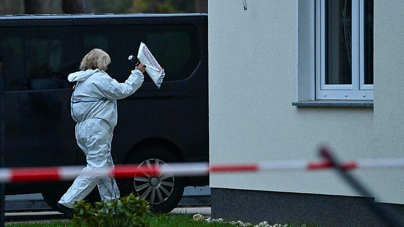 רצח ב גרמניה חמש גופות בבית משפחה בעיירה בפרברי ברלין