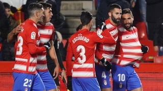 שחקני גרנאדה חוגגים