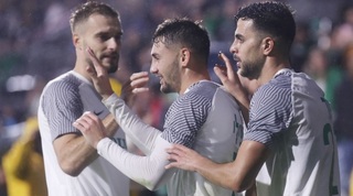 שחקני מכבי חיפה חוגגים