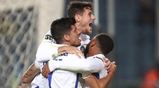 קניקובסקי, קוואס ופריצה חוגגים