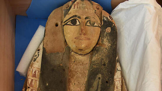 A sarcophagus lid returned to Egypt in 2016 