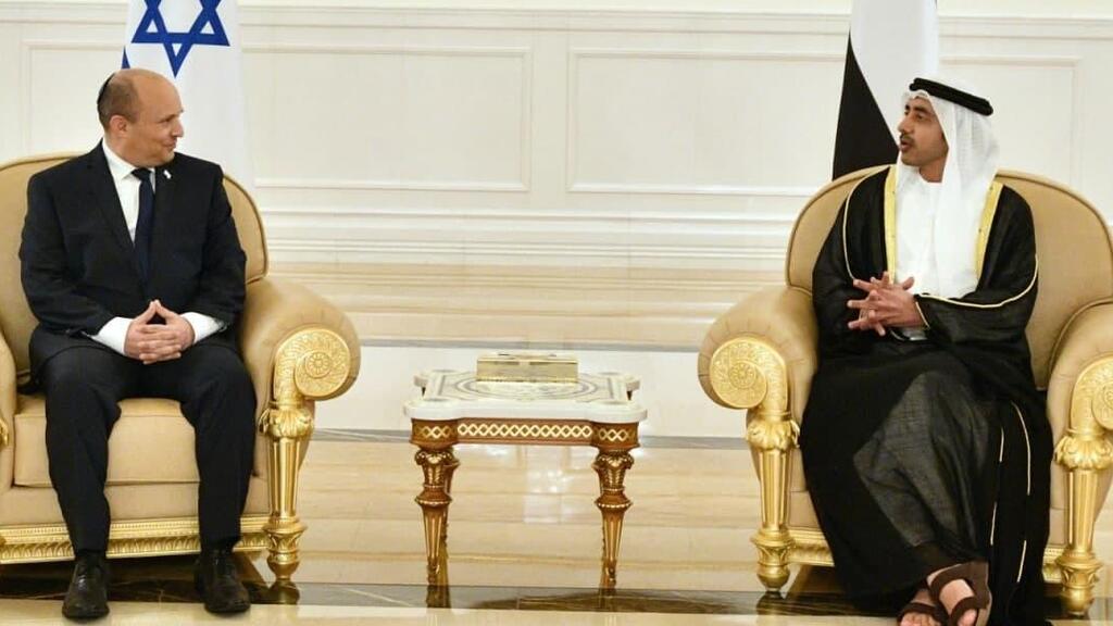 נפתלי בנט עם שר החוץ של איחוד האמירויות, שייח' עבדאללה בן זאיד