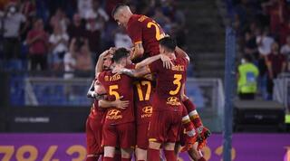 שחקני רומא חוגגים