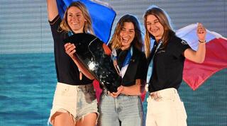 גל צוקרמן על הפודיום