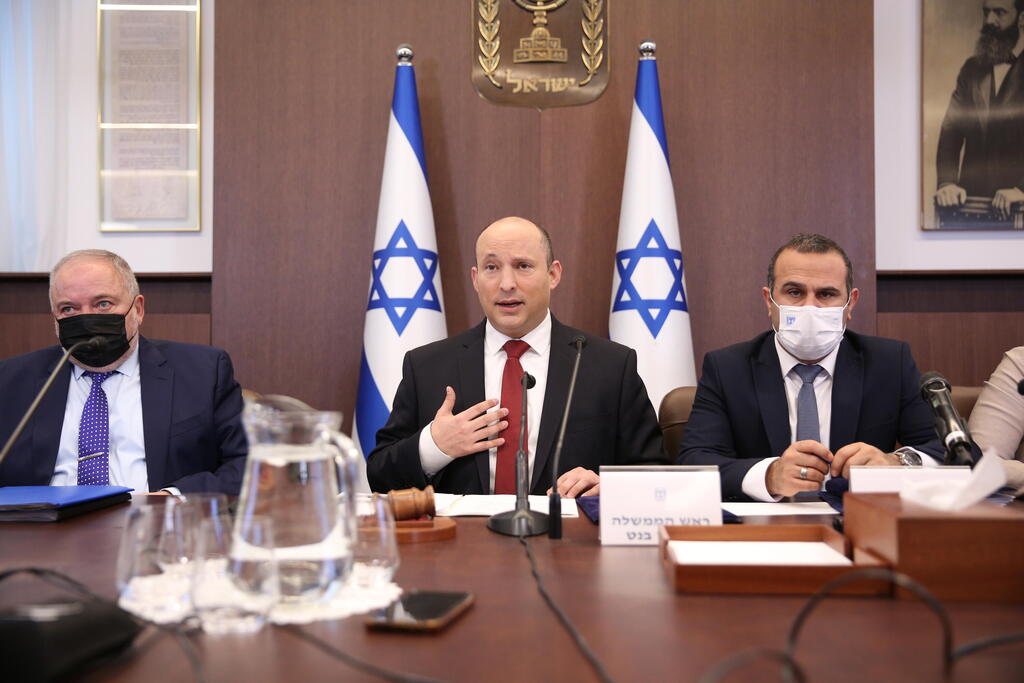 Prime Minister Naftali Bennett during a cabinet meeting (Photo: Emil Salman) ישיבת ממשלה