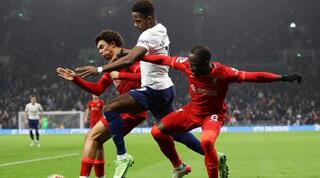 ססניון, ארנולד וקייטה במאבק