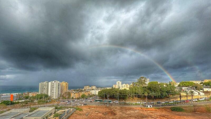 Радуга над Хайфой (Фото: Лиор Кинсбрунер) קשת כפולה בחיפה, סופת כרמל