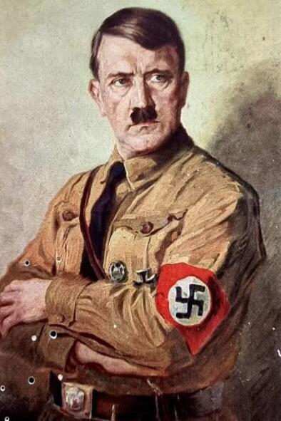 גלויה נדירה של הצורר אדולף היטלר, החל מ-50 דולר