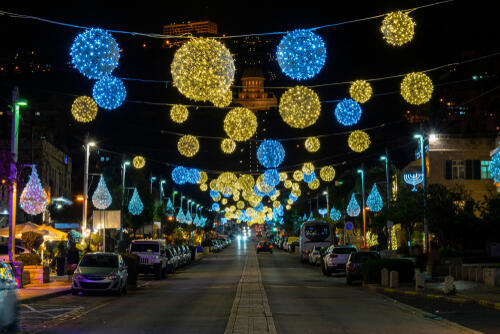 Новогоднее настроение на улицах Хайфы 