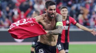 חנן ממן חוגג