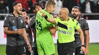 נאאל עודה אחרי הכרטיס האדום