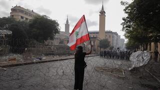 מחאה נגד האליטות ברחובות ביירות