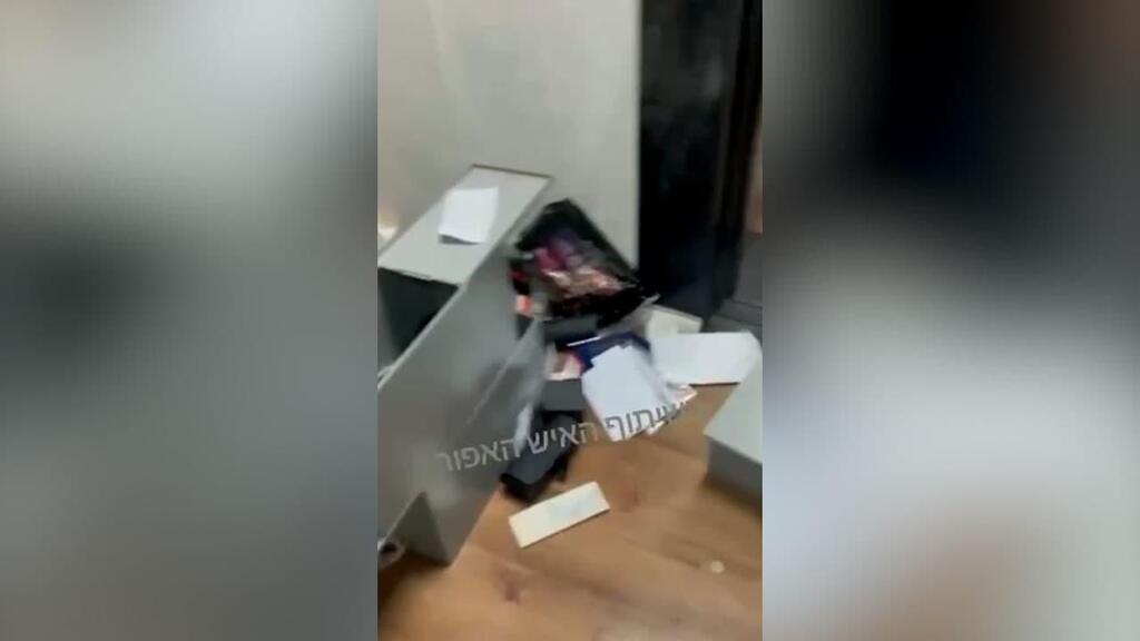 תיעוד מחדר הכספות לאחר השוד