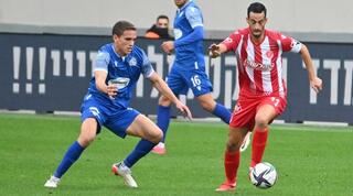 דן איינבינדר מול ארד בר