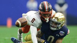 ג'באר מוחמד במאבק עם בריידן לנזי