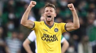 עדן שמיר חוגג