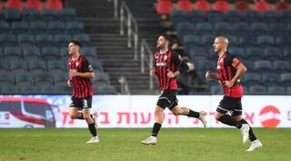 שחקני הפועל ירושלים חוגגים