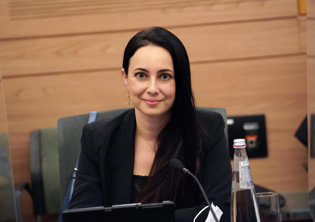 Депутат Элина Бардач-Ялова (Фото: Дани Шем-Тов, пресс-служба кнессета) ח"כ אלינה ברדץ'-יאלוב