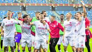 להקת צעירי (הפועל) ת"א. קנצפולסקי (מימין), סניור, דוידה, אייזן, מזרחי וישראלוב שלשום