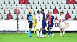 דיוויד אקווה מורחק