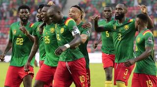 שחקני קמרון חוגגים עם אבובאקר