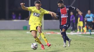 רועי הרמן ואלי בלילתי במאבק