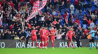 שחקני באר שבע חוגגים