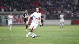 גיא מלמד עם הכדור